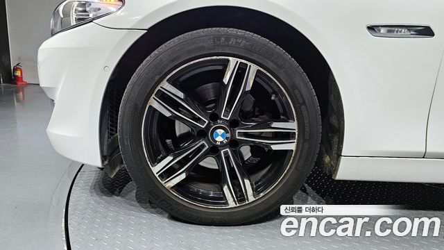 BMW | BMW 5 Series (F10) | 5 Series (F10)