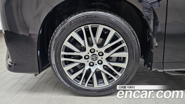 Toyota | Toyota Alpha | Alpha