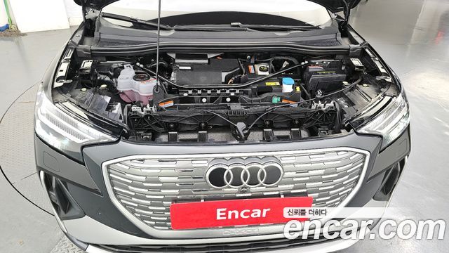Audi | Audi Q4 e-tron (F4) | Q4 e-tron (F4)