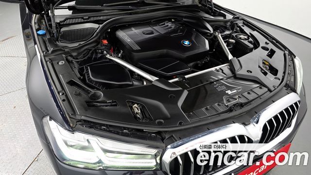 BMW | BMW 5 Series (G30) | 5 Series (G30)