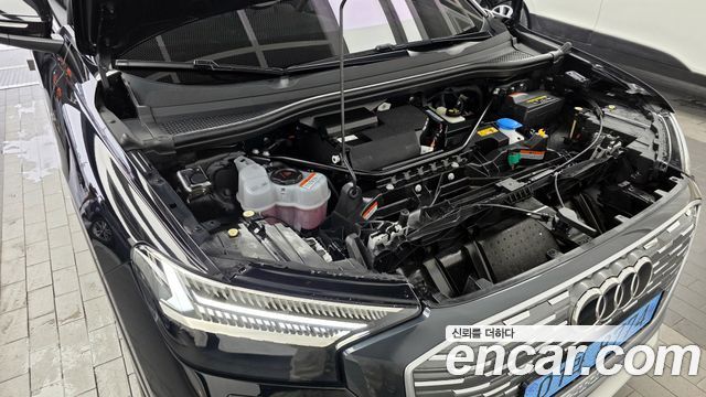 Audi | Audi Q4 e-tron (F4) | Q4 e-tron (F4)