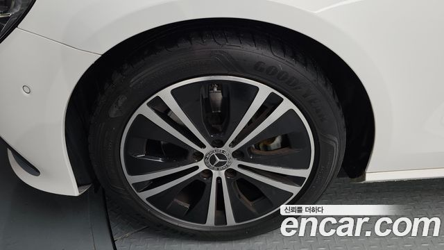 mercedes benz | mercedes benz E-Class W213 | E-Class W213