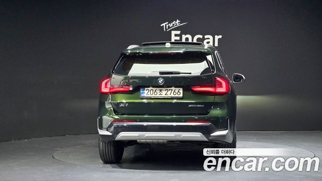 BMW | BMW X1 (U11)