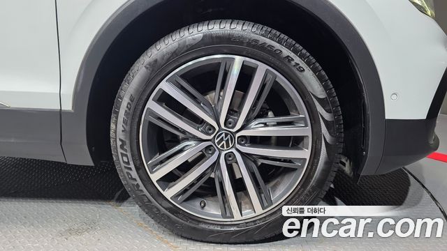 Volkswagen | Volkswagen Tiguan 2nd Generation | Tiguan 2nd Generation