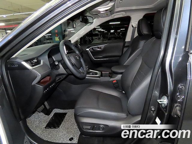 Toyota | Toyota RAV4 \uc0\u8203 \u8203 5th Generation | RAV4 \uc0\u8203 \u8203 5th Generation