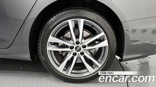 Audi | Audi A6 (C8) | A6 (C8)