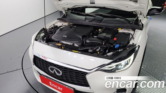 infinity | infinity Q30