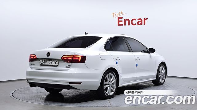 Volkswagen | Volkswagen New Jetta | New Jetta