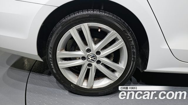 Volkswagen | Volkswagen New Jetta | New Jetta