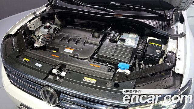 Volkswagen | Volkswagen Tiguan 2nd Generation | Tiguan 2nd Generation
