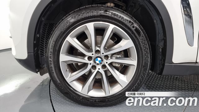 BMW | BMW X6 (F16)