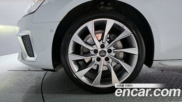 Audi | Audi A4 (B9) | A4 (B9)