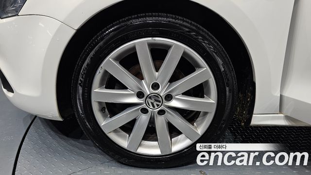 Volkswagen | Volkswagen New Jetta | New Jetta