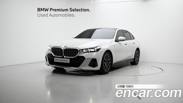 BMW | BMW 5 Series (G60) | 5 Series (G60)