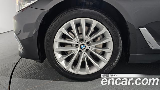 BMW | BMW 5 Series (G30) | 5 Series (G30)