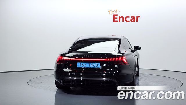 Audi | Audi RS e-tron GT | RS e-tron GT