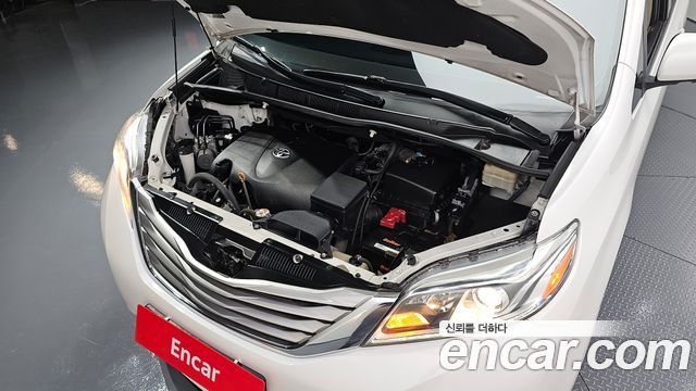 Toyota | Toyota Sienna | Sienna