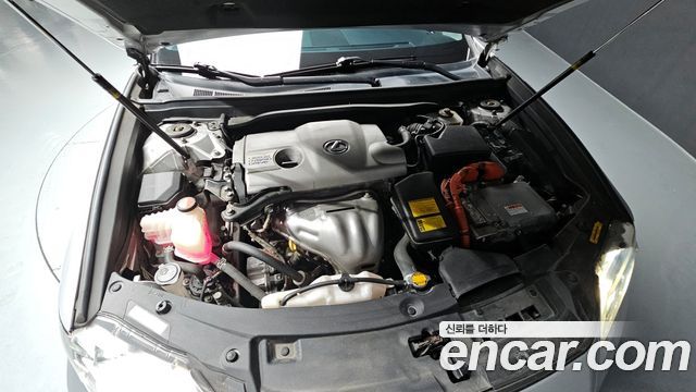 Lexus | Lexus New ES300h | New ES300h