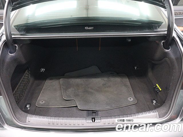 Audi | Audi A6 (C8) | A6 (C8)