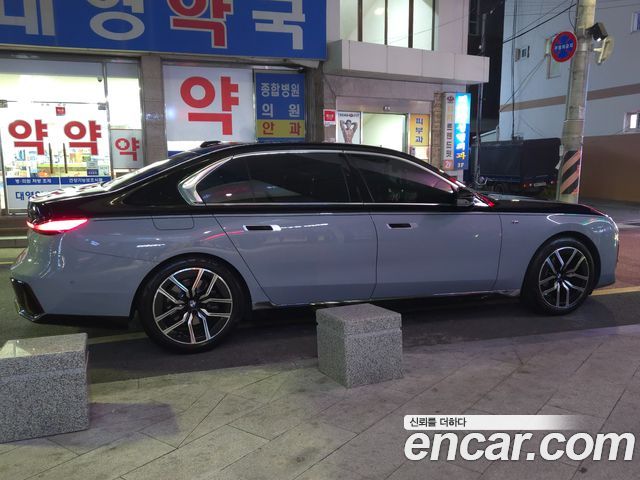 BMW | BMW 7 Series (G70) | 7 Series (G70)